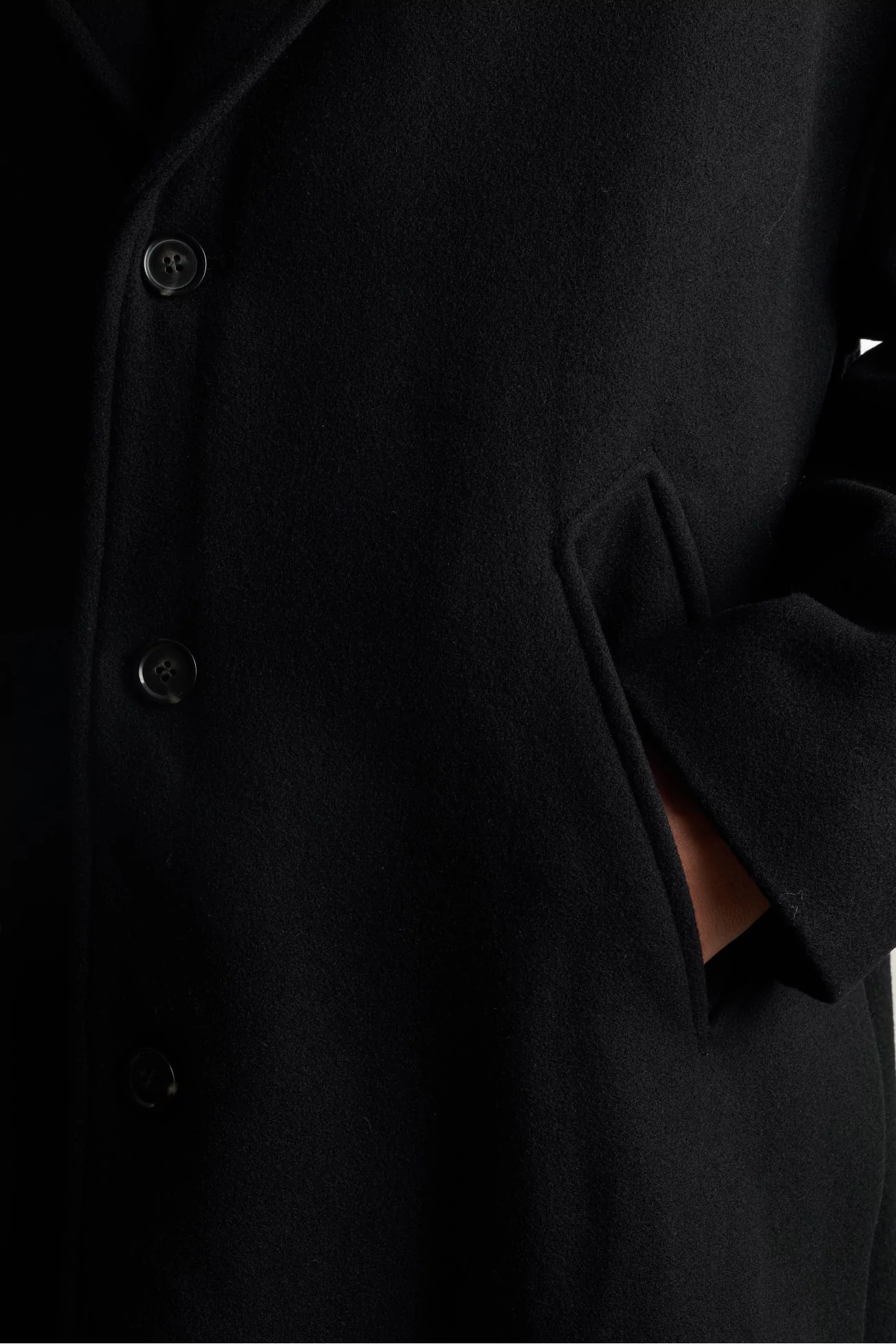 Fenté 125 Oversized Wool Coat – Dark Navy | Centre Commercial