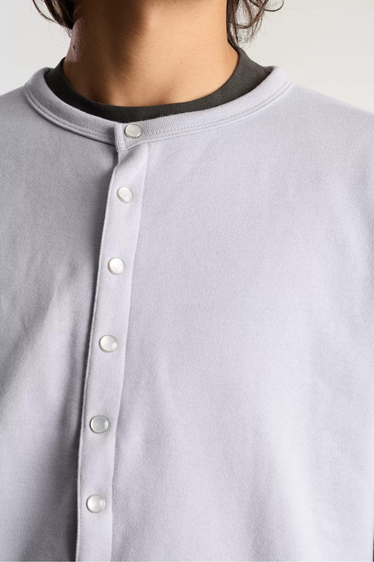 Cardigan Femme Pression Néo agnès b. – Plume | Centre Commercial