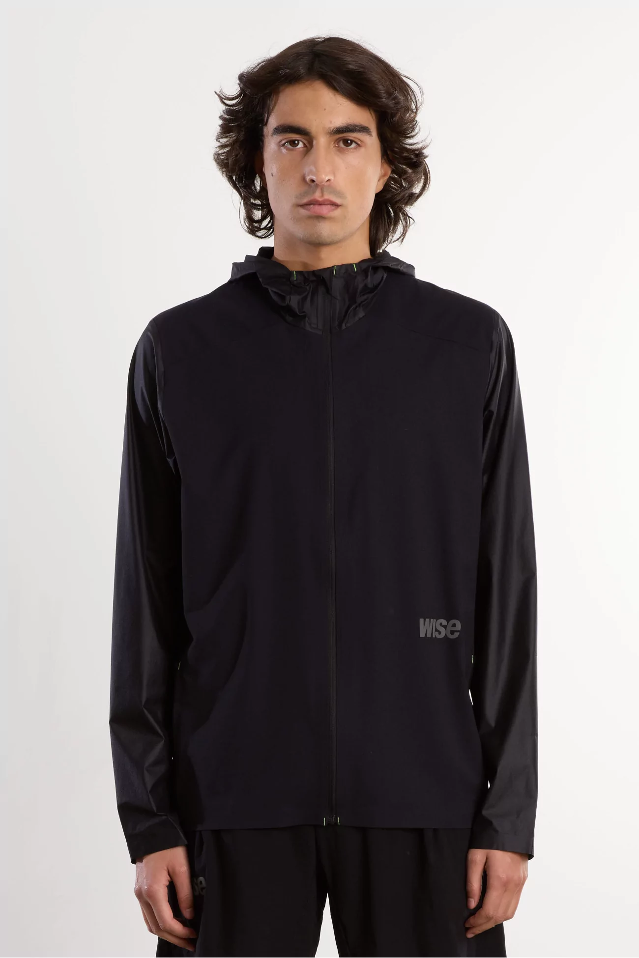Veste Trail Homme WISE Thermalshell 222 – Black | Centre Commercial