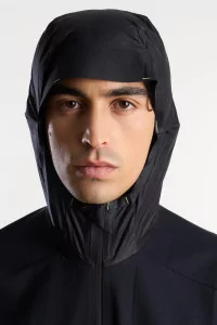 Veste Trail Homme WISE Thermalshell 222 – Black | Centre Commercial