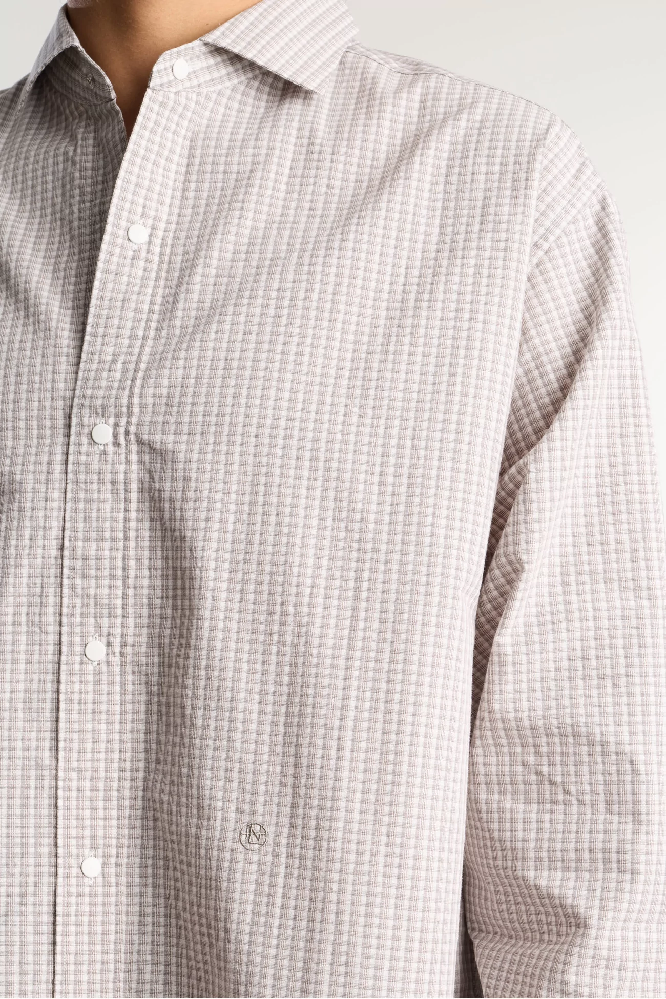 Chemise à Carreaux Micro Plaid Wind Nanamica – Gray | Centre Commercial