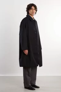 Nanamica 2L Gore-Tex Balmacaan Coat – Black | Centre Commercial