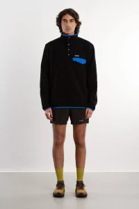 Patagonia LW Synch Snap-T Fleece – Black P6 Blue | Centre Commercial