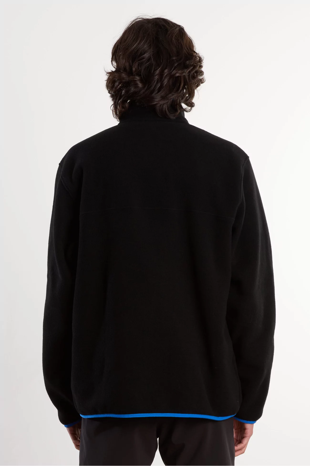 Patagonia LW Synch Snap-T Fleece – Black P6 Blue | Centre Commercial