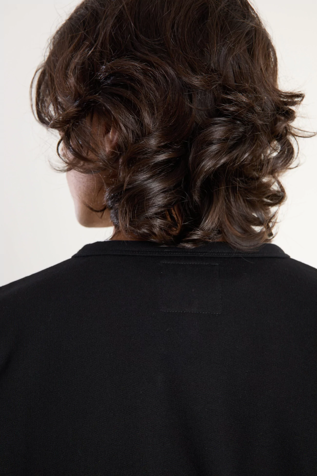 agnès b. Organic Cotton Fleece Snap Cardigan – Noir | Centre Commercial