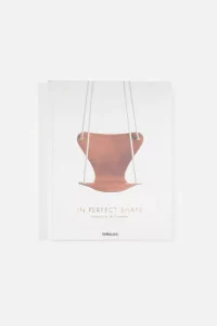 Centre Commercial | BOOKS & MAGAZINES IN PERFECT SHAPE FRITZ HANSEN...