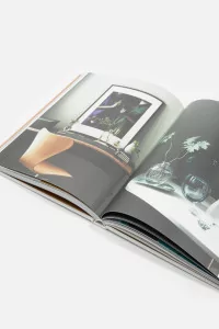 Centre Commercial | BOOKS & MAGAZINES IN PERFECT SHAPE FRITZ HANSEN...
