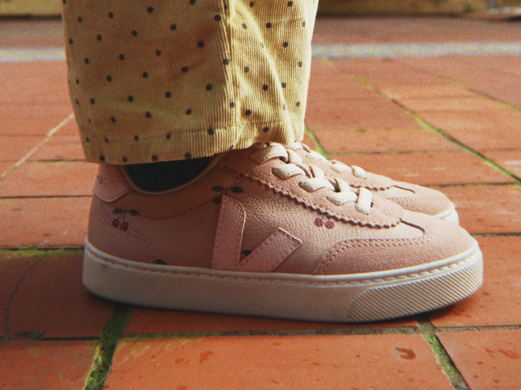  DISCOVER VEJA X KONGES SLØJD